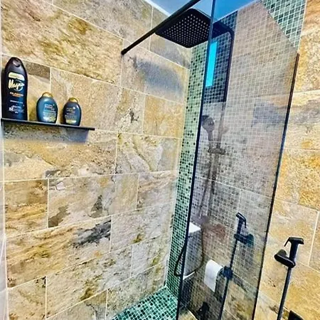 Waves And Relax In Apartamerica 아파트 *