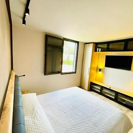Waves And Relax In Apartamerica * 아데제